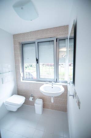 Double Room, Balcony | Bathroom