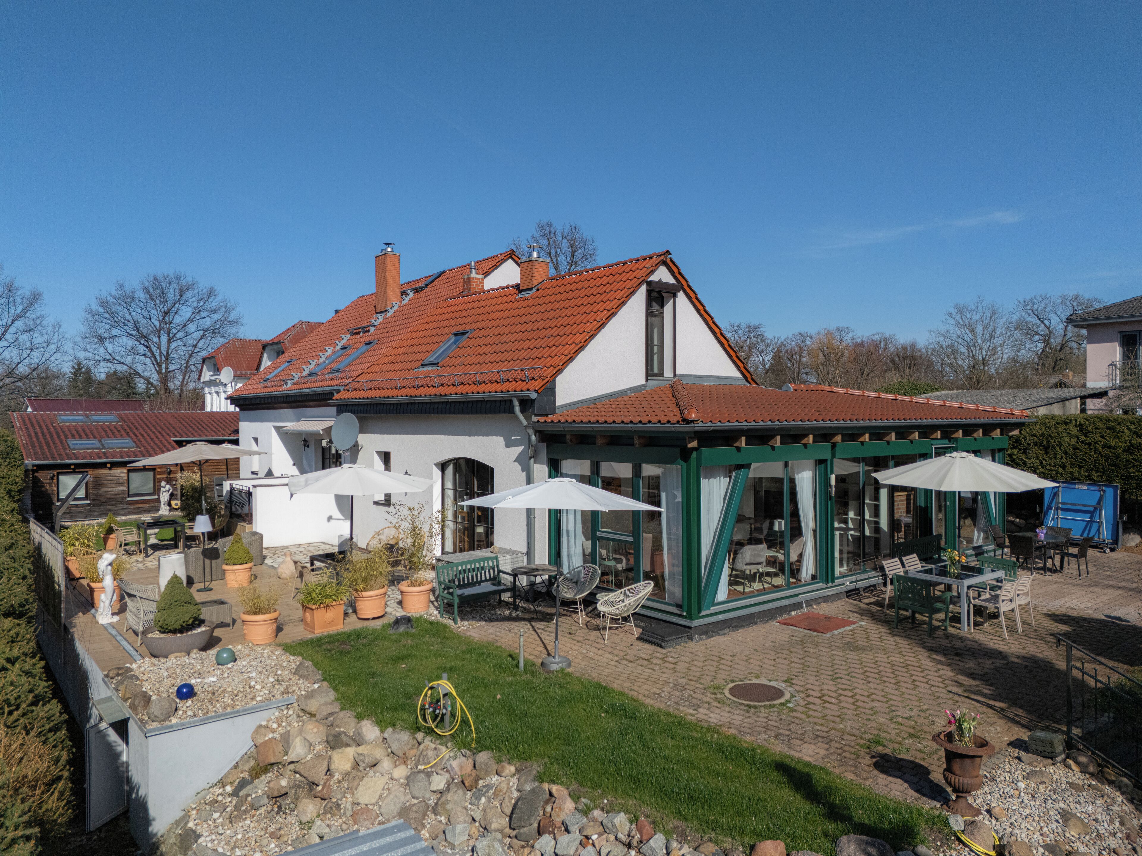 Fachada de la propiedad