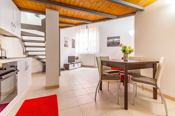 Apartment, 1 Bedroom | Living area