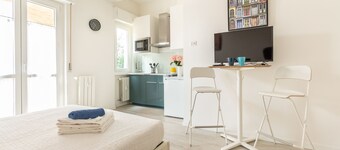 Alessia's Flat- Milano M3 Corvetto