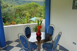 Business Double Room | In-room dining - Mindo Real (Mindo)