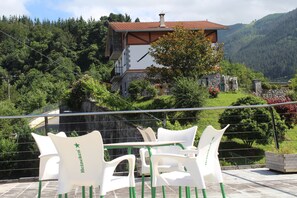 Porch - Albergue Abaraxka - Hostel (Azkoitia)