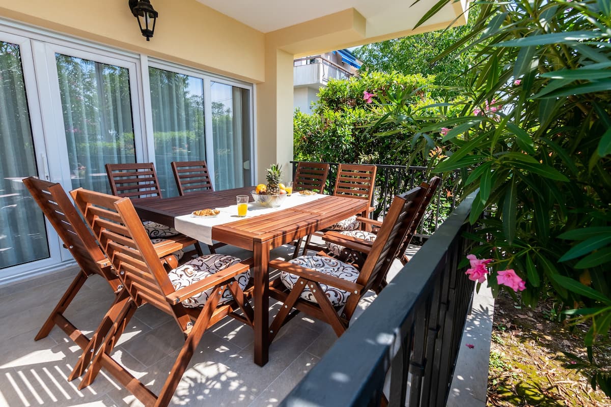 Apartment, 2 Schlafzimmer, Meerblick | Terrasse/Patio