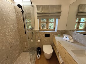Bathroom - Haus Kaiser (Rottach-Egern)