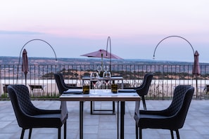 Dinner served  - Relais Chiaramonte (Ragusa)