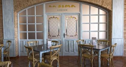 Hostal Restaurante La Sima