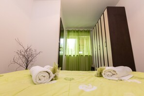 Comfort House | Desk, soundproofing, iron/ironing board, free WiFi