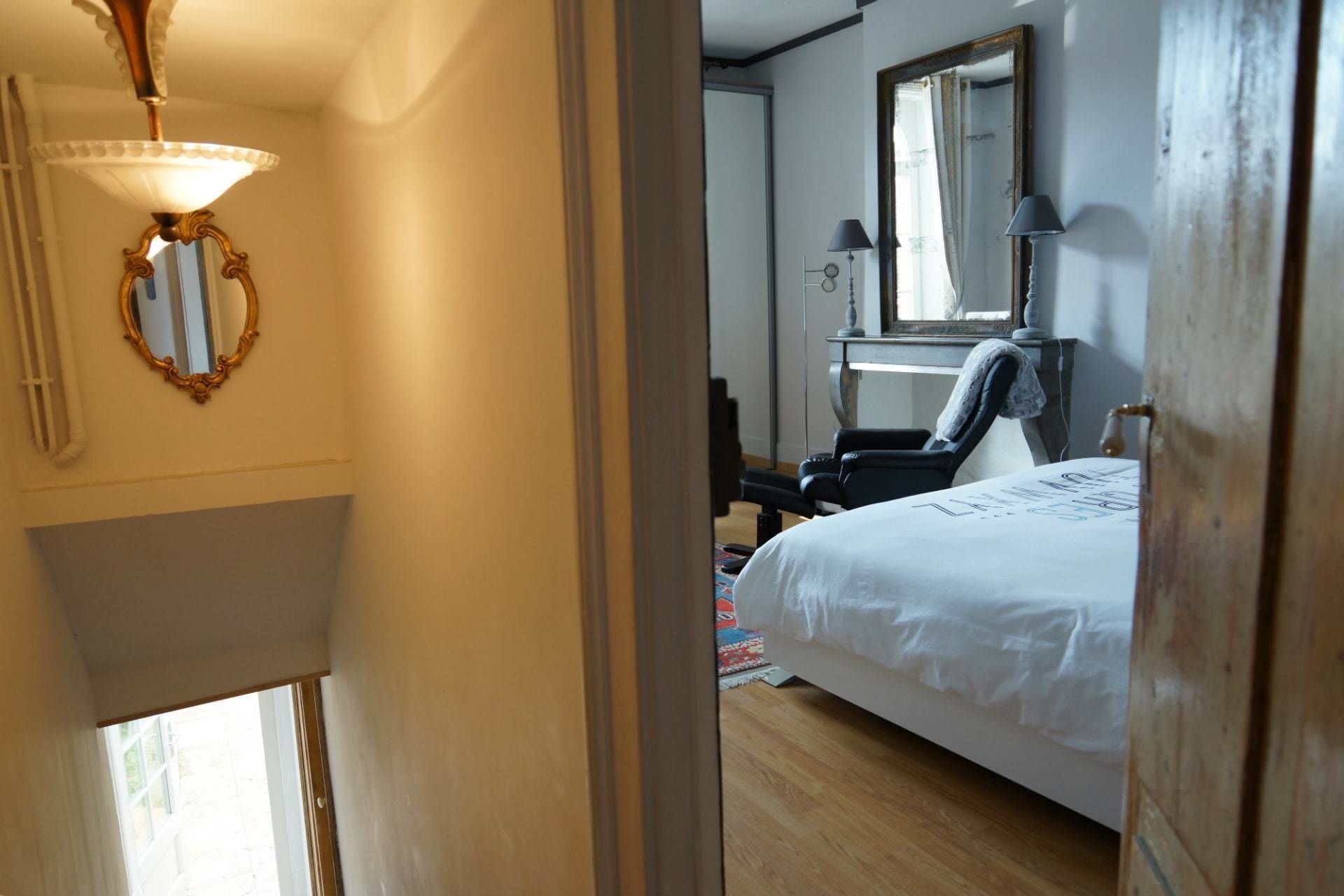 Doppelzimmer, 1 Queen-Bett, Nichtraucher | Individuell dekoriert, individuell eingerichtet, kostenloses WLAN