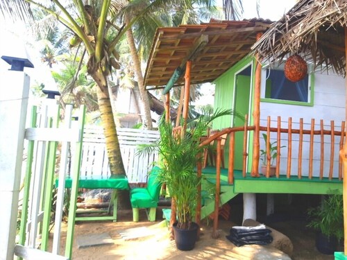 Luna Beach Home & Cabanas - Hostel