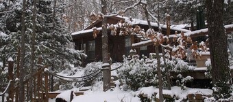 Crystal Cove Bed and Breakfast