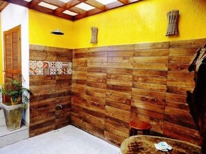 Coin salon dans le hall