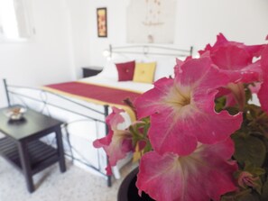 Minibar, in-room safe, individually decorated, individually furnished - Bed & Breakfast Le Vele (Maruggio)