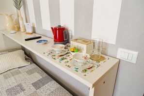 Habitación Deluxe, 1 cama Queen size, para no fumadores | Ropa de cama de alta calidad, decoración personalizada y wifi gratis 