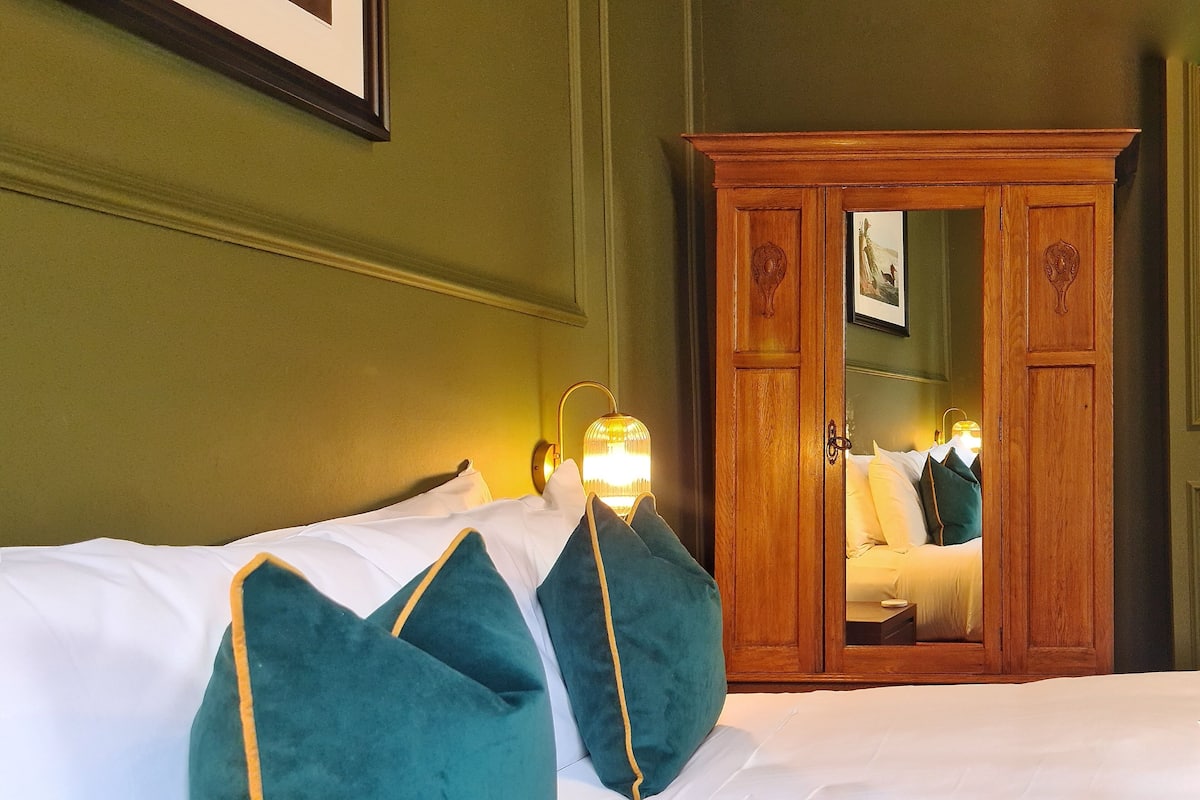 Classic Double Room | Pillowtop beds, individually decorated, individually furnished