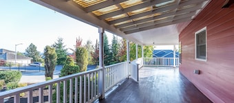 해피 밸리 브라이트 어반 하우스