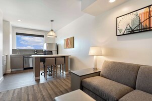 In-room safe, individually decorated, individually furnished, desk