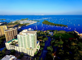 iCoconutGrove Vacation Rentals