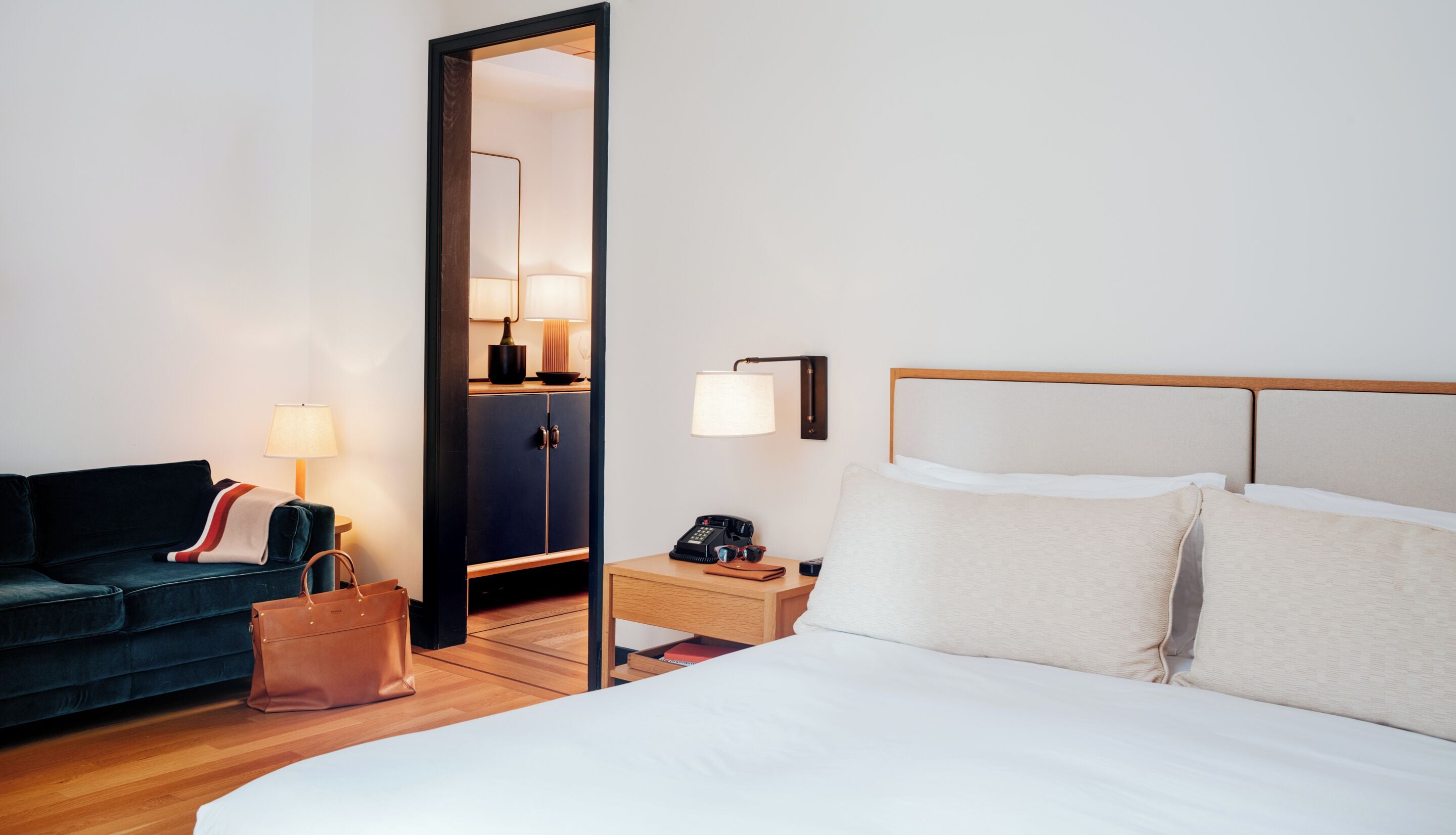 room, 1 king bed | frette italian sheets, premium bedding, minibar, in-room safe