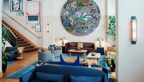 Kawasan tempat duduk lobi