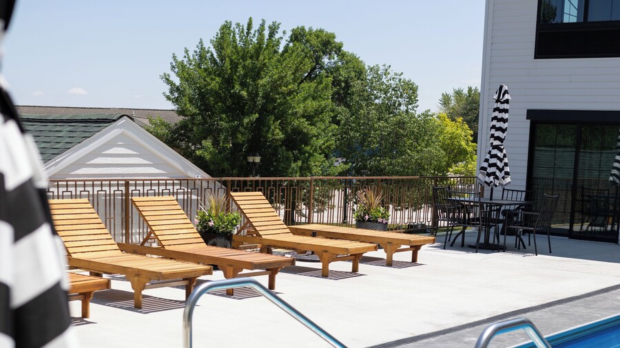 The Inn Hotel Lake Okoboji, an Ascend Collection Hotel