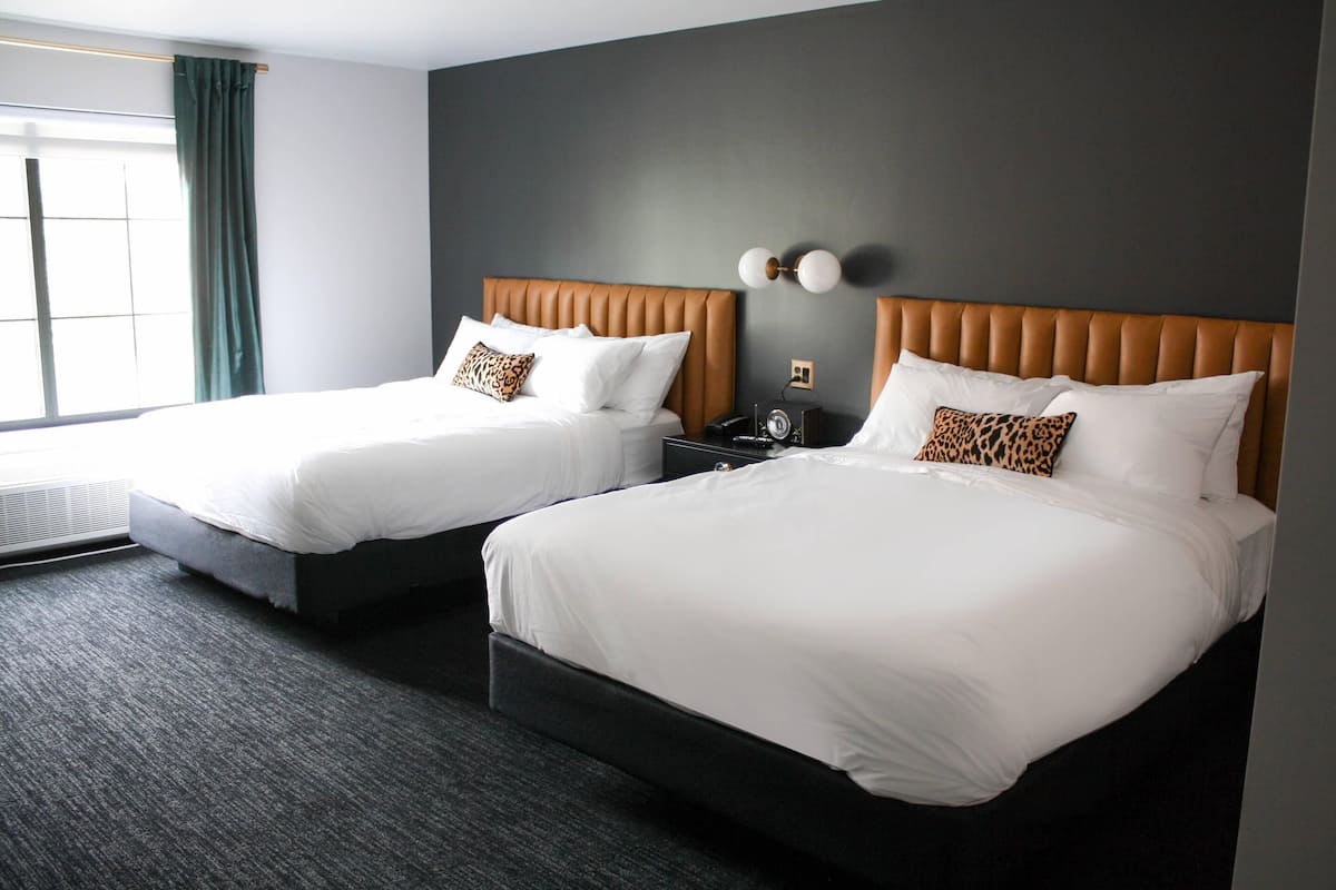 Ropa de cama de alta calidad, cubrecamas y colchones con pillow-top 