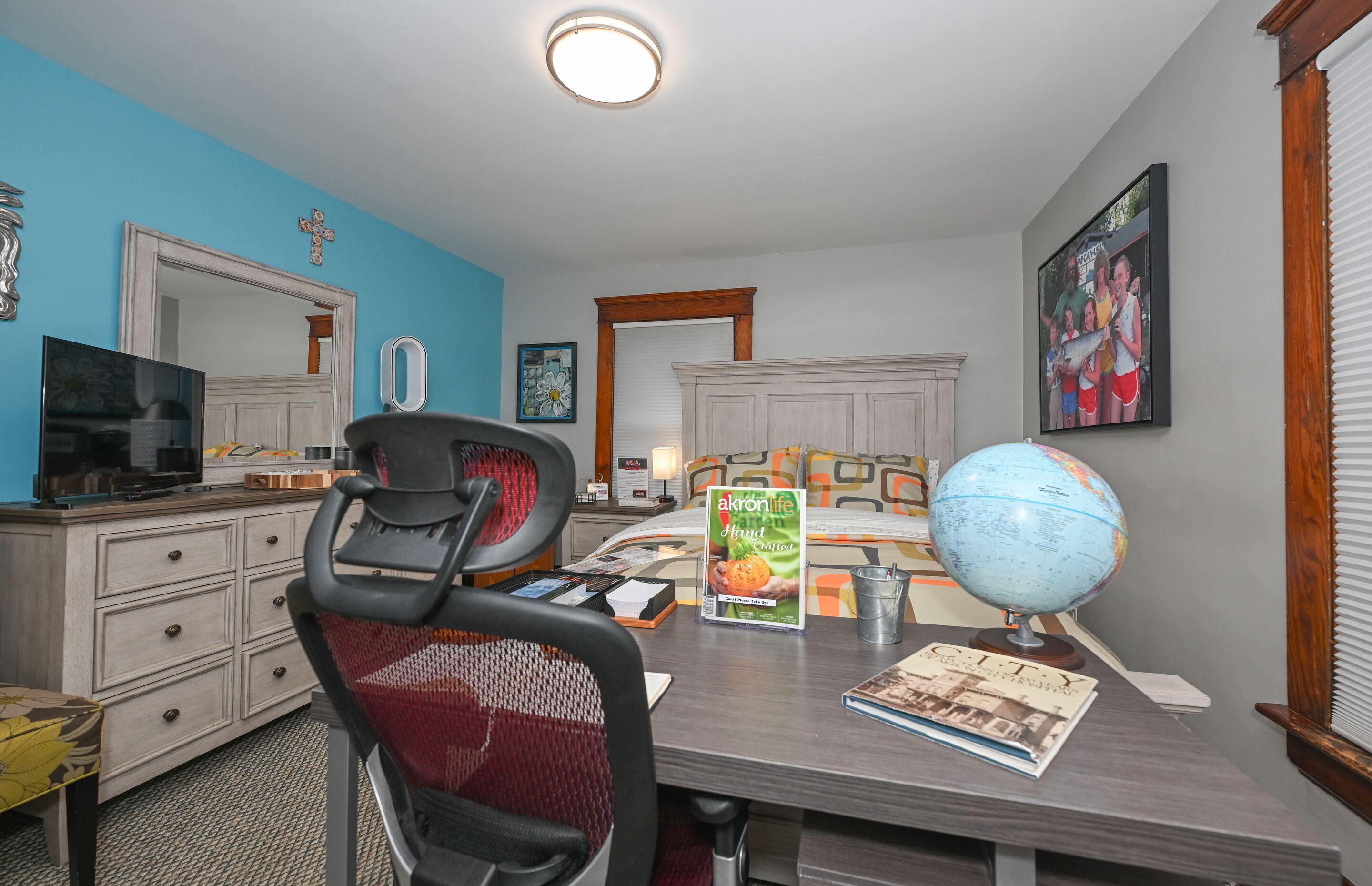 Quarto solteiro luxo, para não fumantes (Bedroom 2) | Roupas de cama premium, edredons de pluma, camas com colchões pillow-top