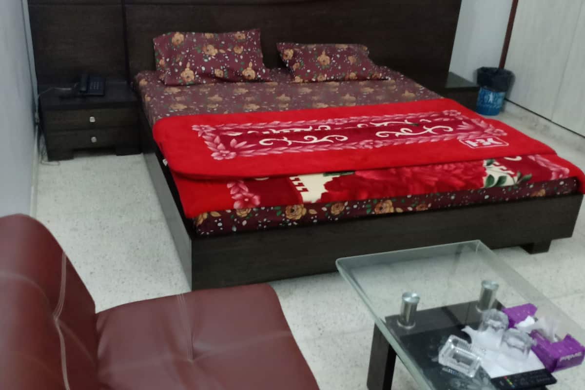 Standard Double Room, 1 Double Bed, Non Smoking | Air conditioning