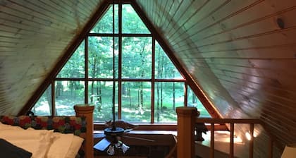 Merging Waters - Native Stone, couples cabin in the Ouachita Mts-with STARLINK