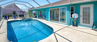 The Mumbles, full refund*, heated pool, sleeps 6