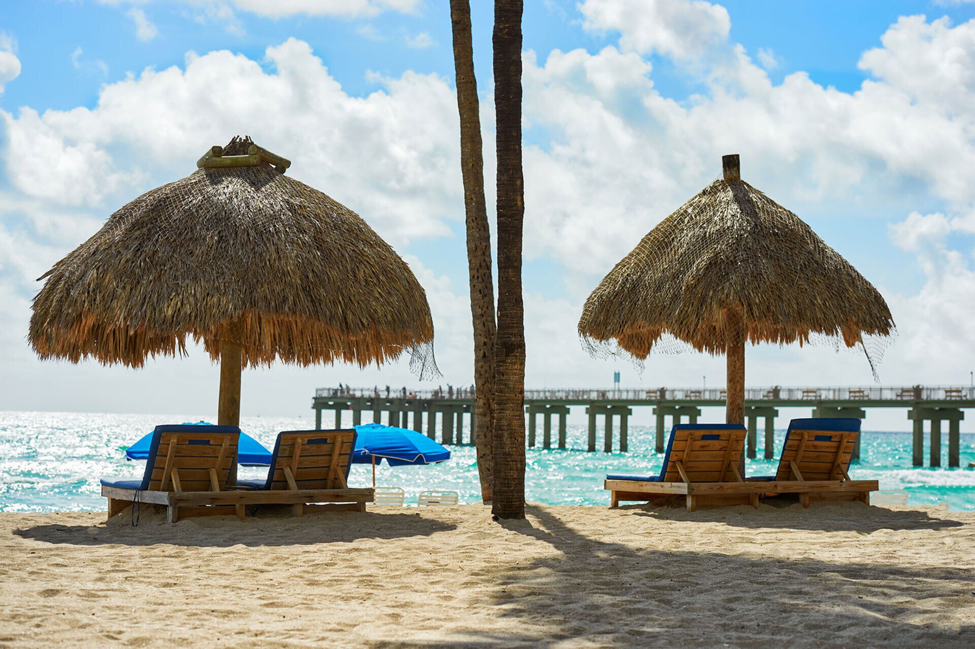 On The Beach - 2-Bedroom Resort Suite
