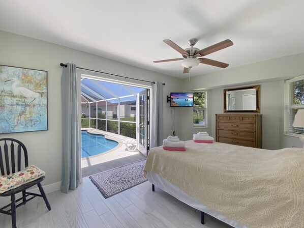 4 bedrooms, iron/ironing board, WiFi, bed sheets
