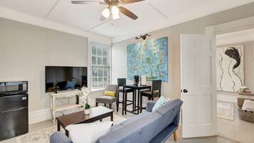 TV connectée, Netflix, services de streaming, espaces bureaux