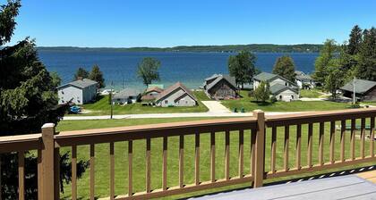 Lake Leelanau Chalet