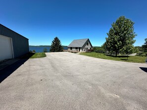 Property grounds - Lake Leelanau Chalet (Traverse City)