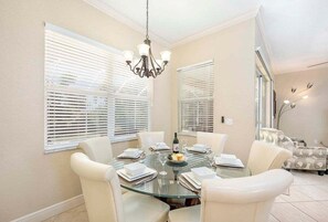 Dining - Samuel 4 bedroom newly renovated (Cape Coral)