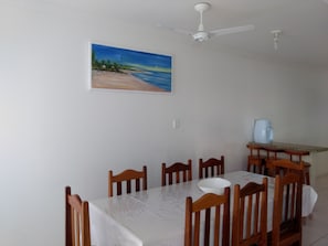 Dining - Duplex house with three suites in condominium on Taperapuan Beach (Porto Seguro)