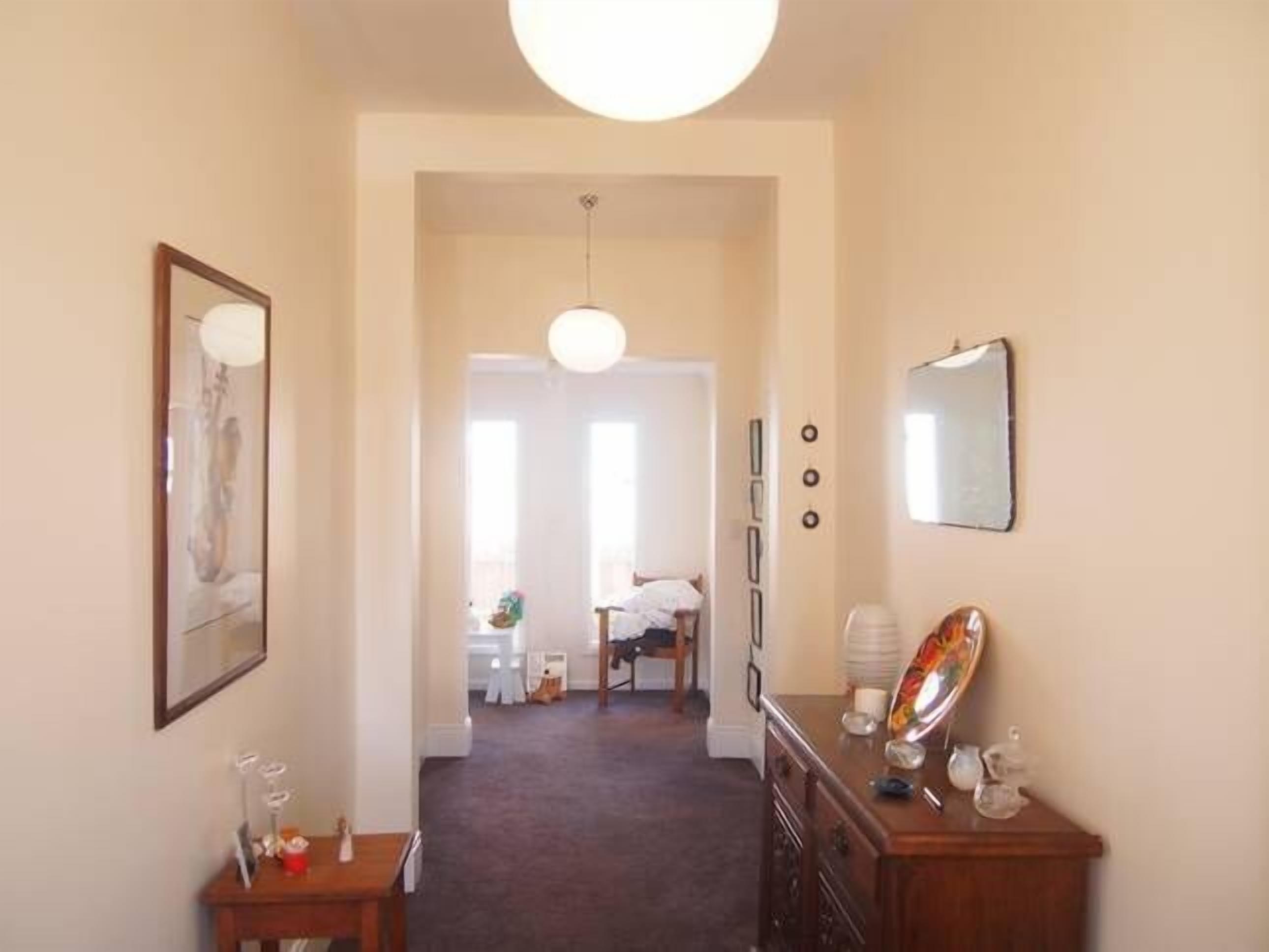 Windsor Cottage boutique accommodation — image 11