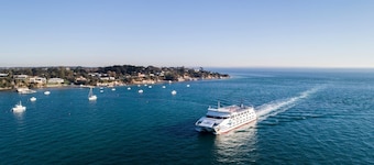 Nautique: Rustic & Charming, Walk 2 Beach & Shops