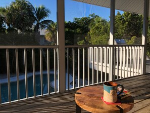 Property grounds - Secluded and Private House with Pool, Near Beach. 11 blocks from Village. (Boca Grande)