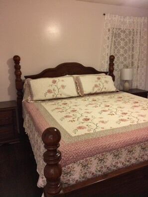 Strykejern/-brett, wi-fi og sengetøy