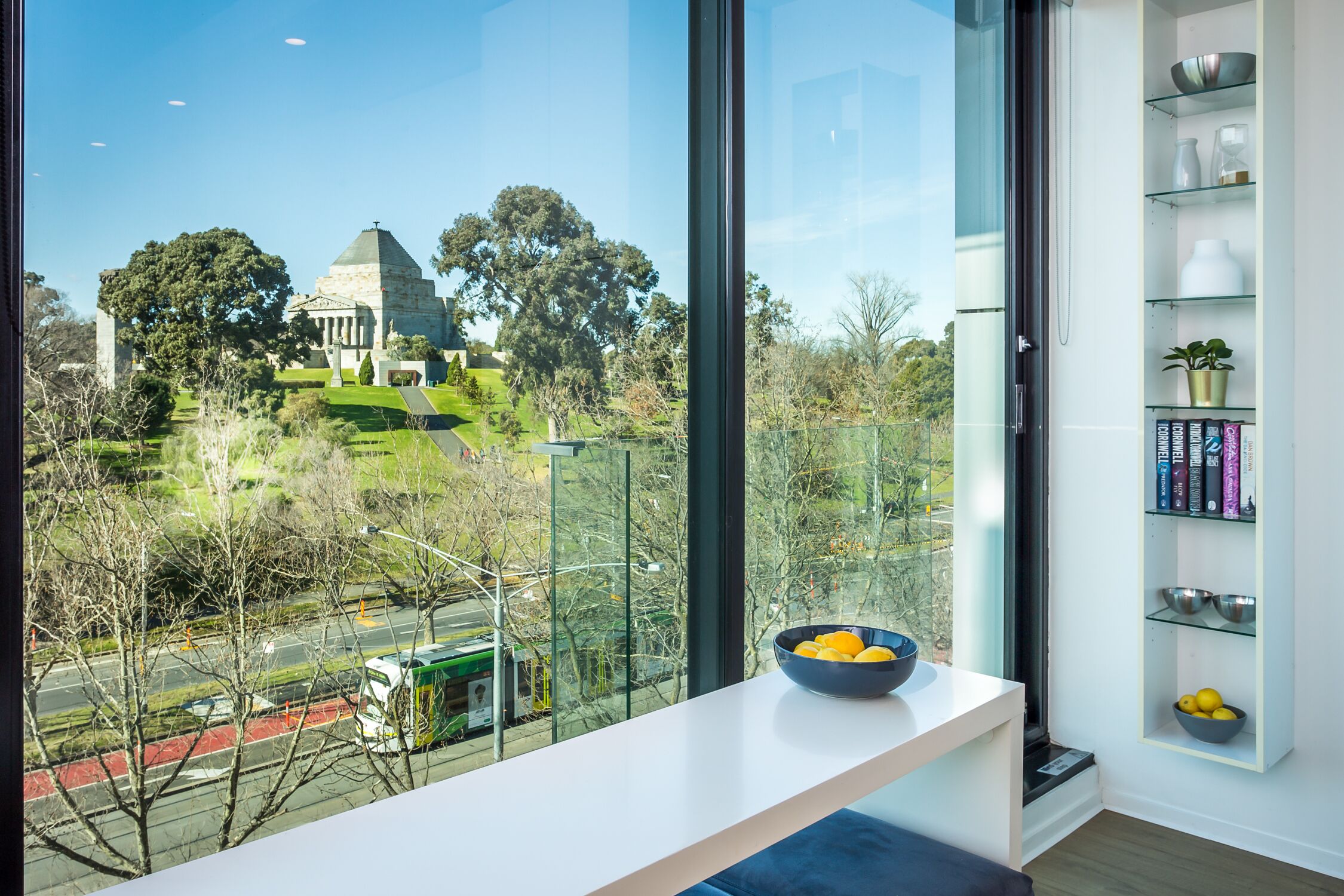 Your Melbourne Pad – minutes to the CBD — image 2