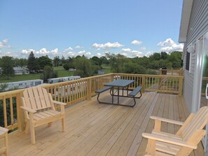 Outdoor dining - Vacation Home #20 - 5 bedroom/ 3 bath (Cape Vincent)