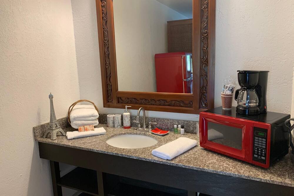 Extended Stay Brunswick