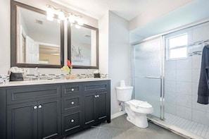 Bathtub, hair dryer, towels