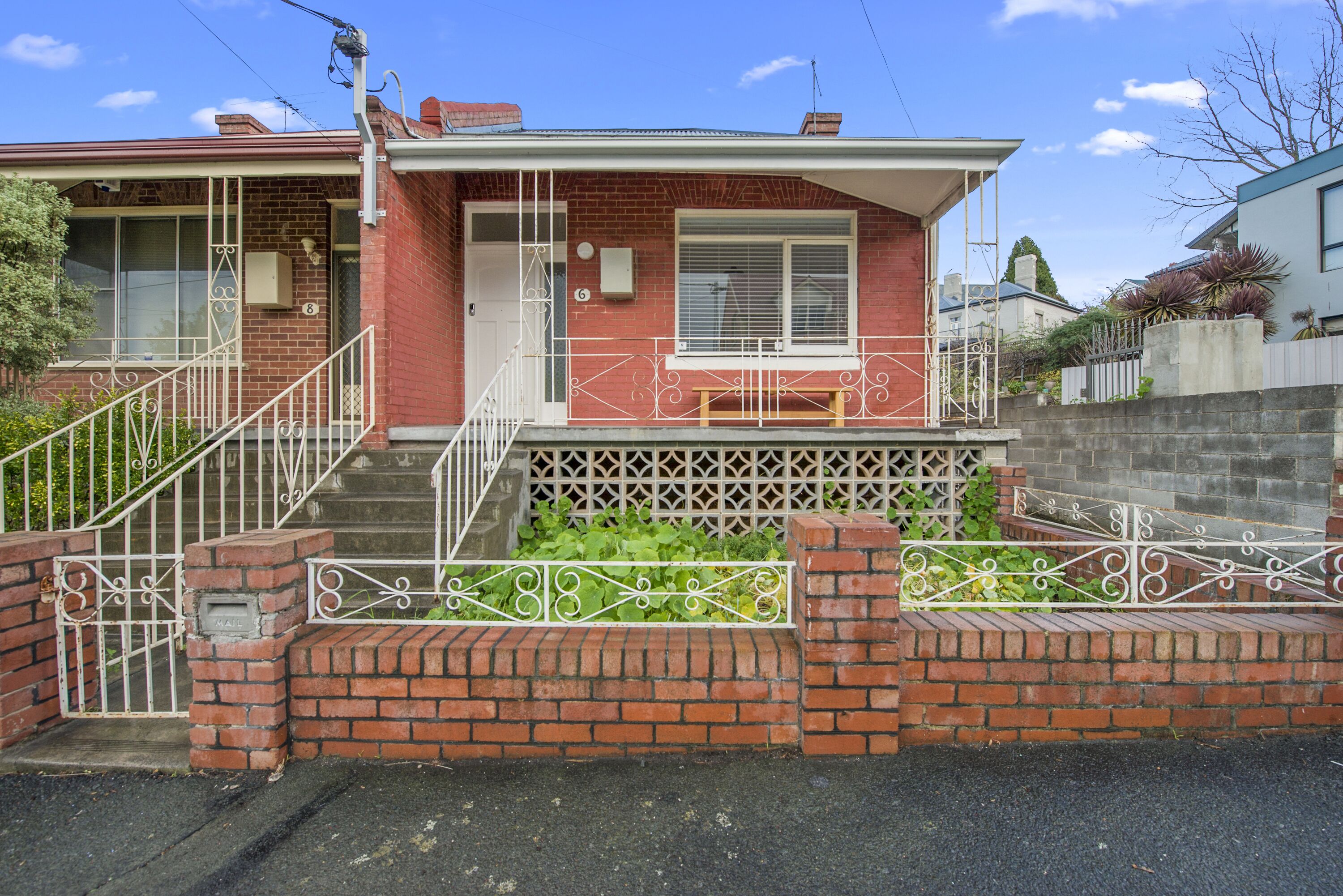 Flinders Cottage - Hobart — image 3
