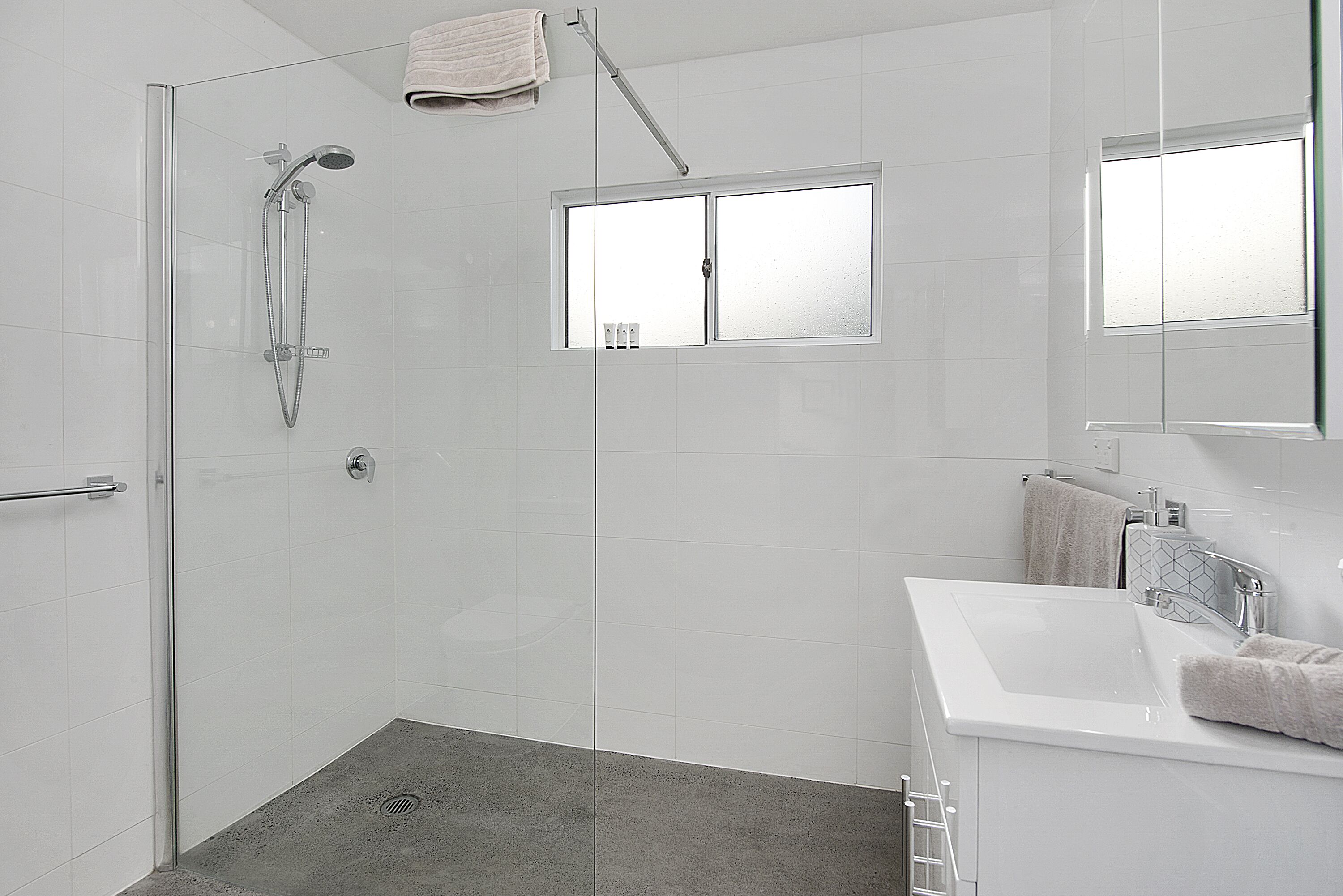 Flinders Cottage - Hobart — image 13