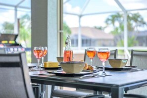 Dining - La Florida, a spacious 3-bedroom home in SE Cape Coral with a serene freshwater canal view. (Cape Coral)