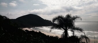 Complete house in Praia do Rosa