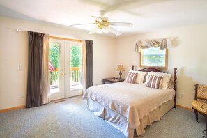 4 bedrooms, WiFi, bed sheets