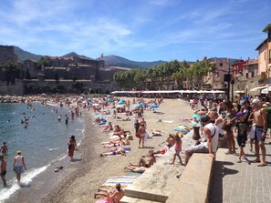 In Strandnähe, Liegestühle